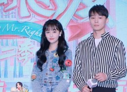 吃瓜娱乐圈投稿,揭秘明星幕后故事，吃瓜群众必看！